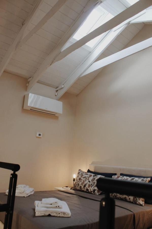 Yr Apartments Milan - Bocconi Eksteriør bilde