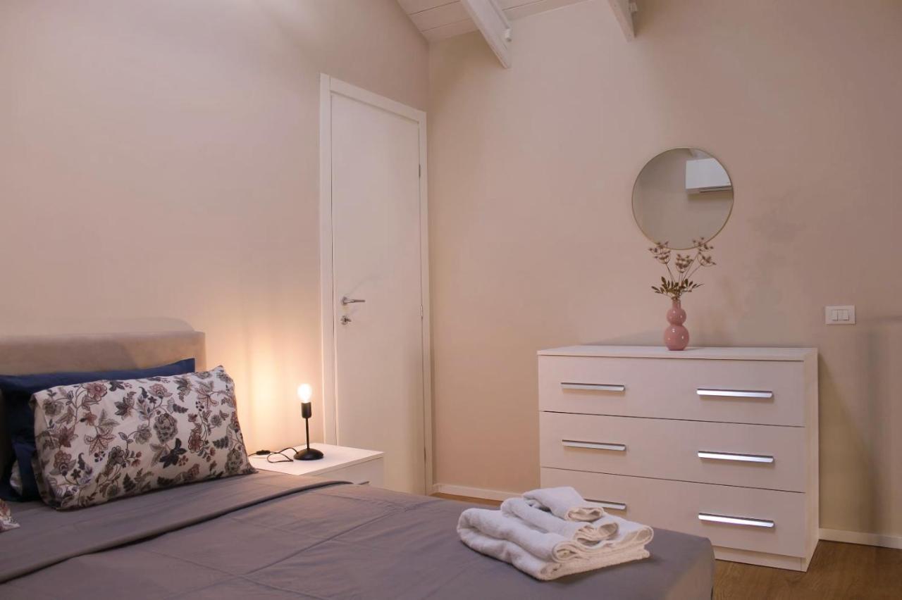 Yr Apartments Milan - Bocconi Eksteriør bilde