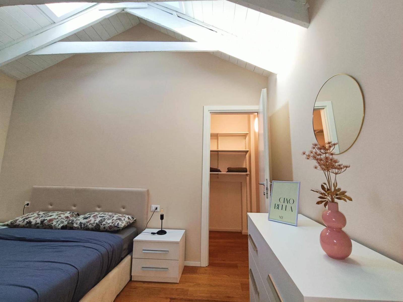 Yr Apartments Milan - Bocconi Eksteriør bilde
