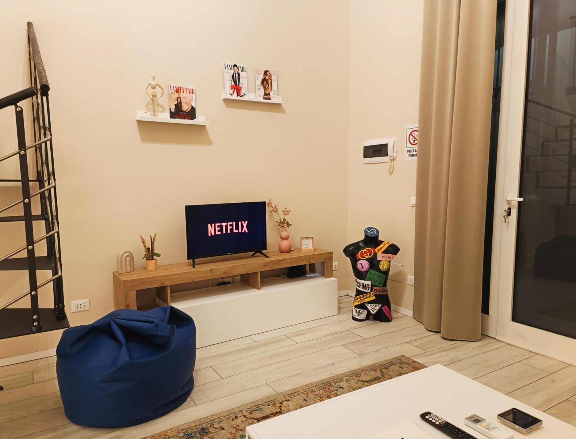 Yr Apartments Milan - Bocconi Eksteriør bilde